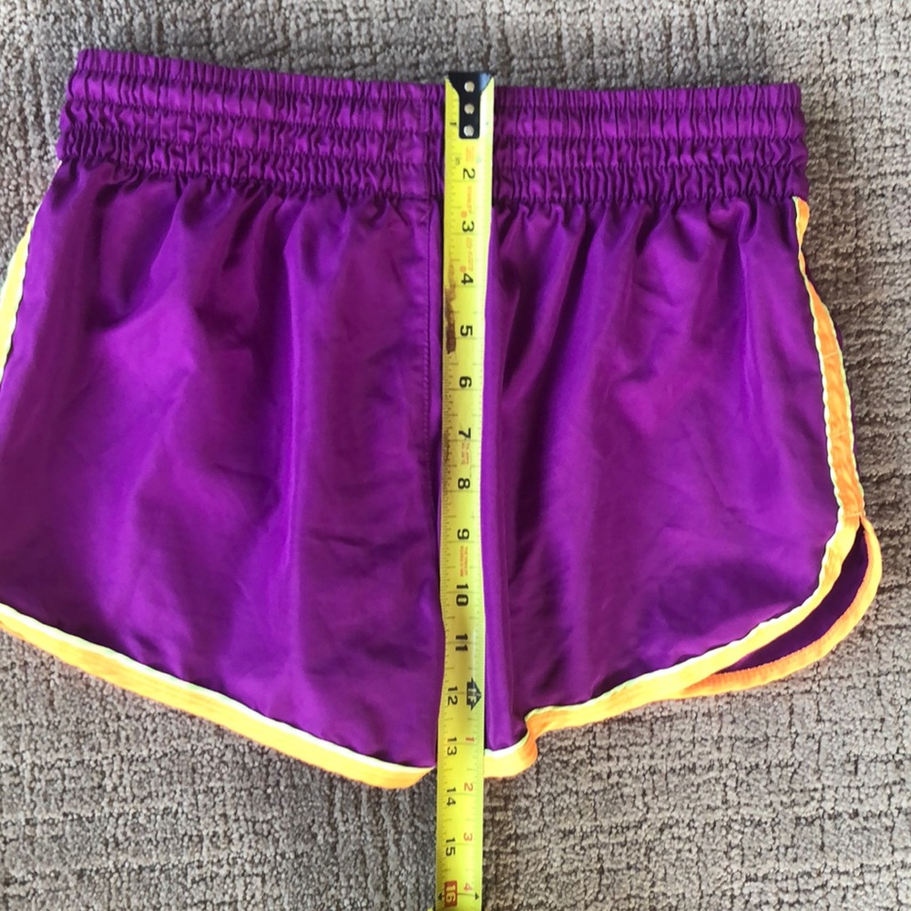 Purple running shorts - Picture 6 of 7